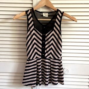 Sexy Herringbone Mesh Back Puplum Top.